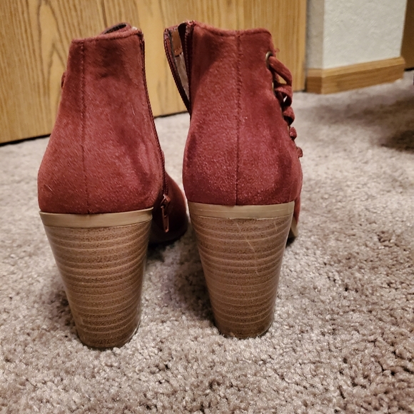 Open toe boot - Picture 3 of 4